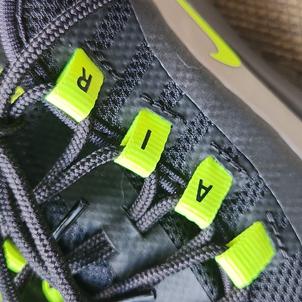 Kids Nike GS Air Max Axis - Picture 10 of 11